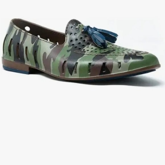New in box! Floafers Mens size 12 Executive Camo waterproof water shoes main image 5
